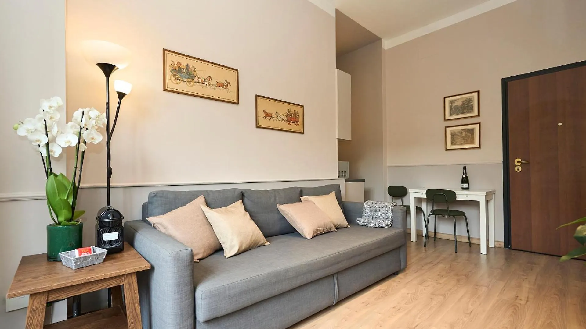 Duomo Design Cube - 10 Minutes Walk From Brera Apartment Milan